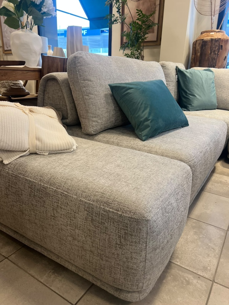 SILLON ESQUINERO BOLZANO 3.16 x 2.87